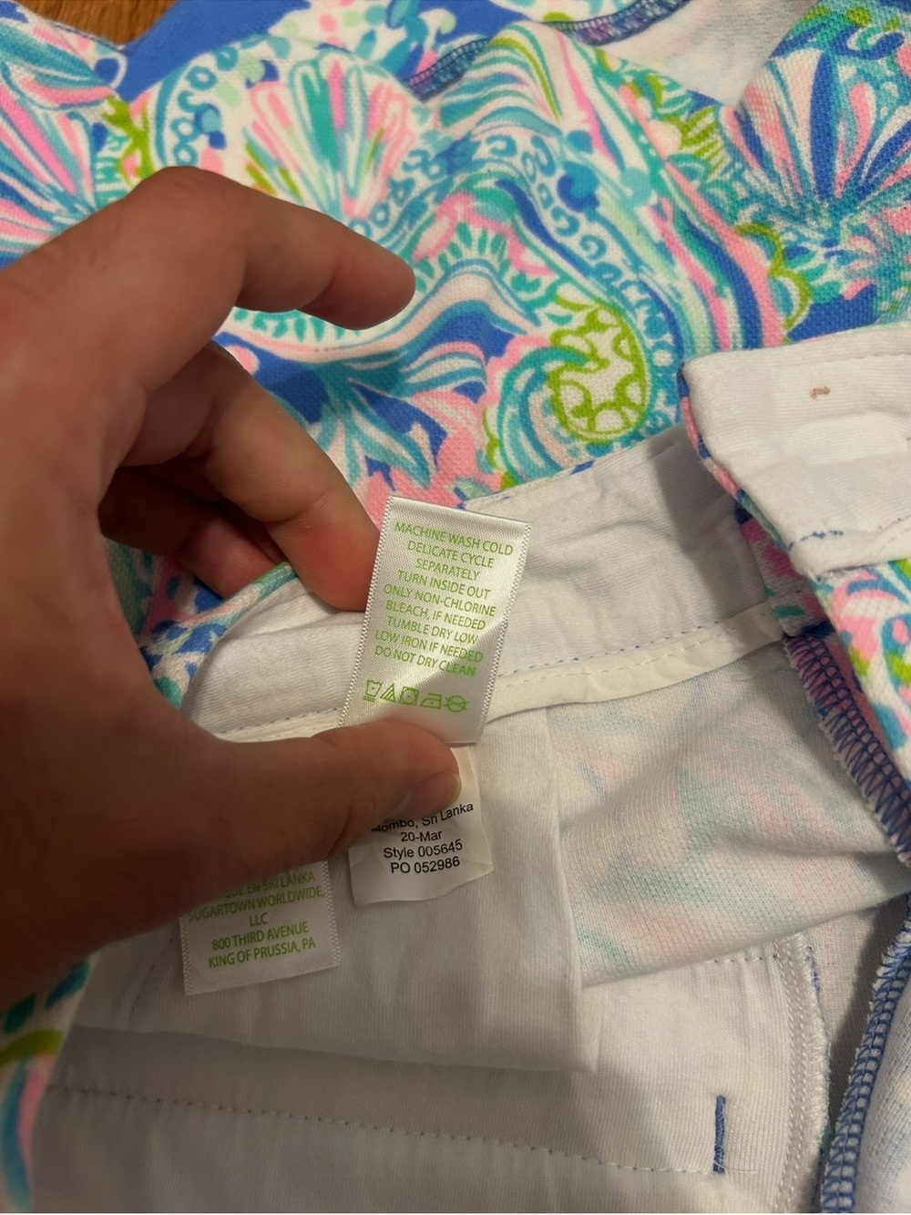 Lilly Pulitzer Scallop Hem Paisley Shorts Size 8 - Picture 7 of 8